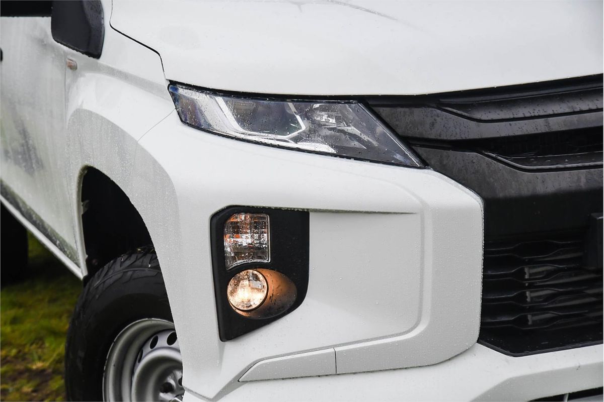 2019 Mitsubishi Triton GLX ADAS MR 4X4