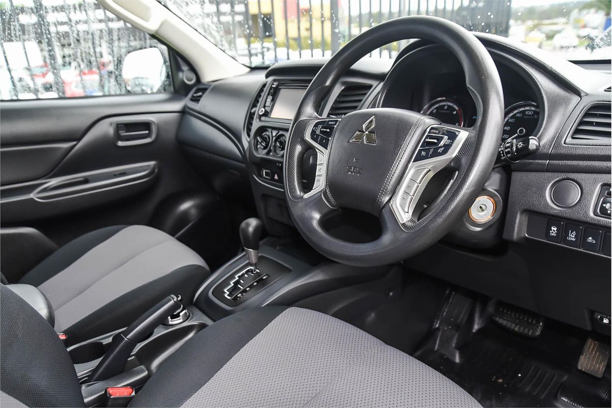 2019 Mitsubishi Triton GLX ADAS MR 4X4