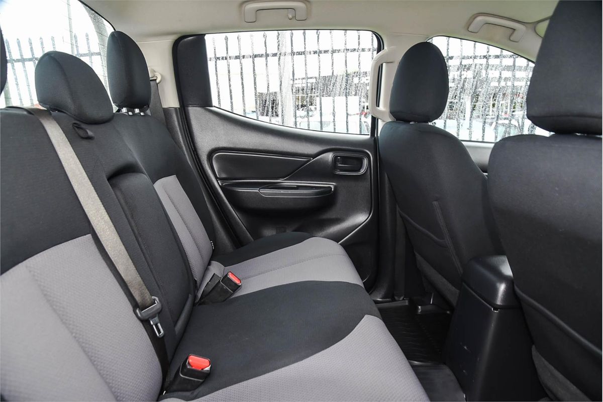 2019 Mitsubishi Triton GLX ADAS MR 4X4