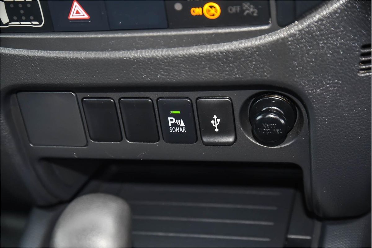 2019 Mitsubishi Triton GLX ADAS MR 4X4