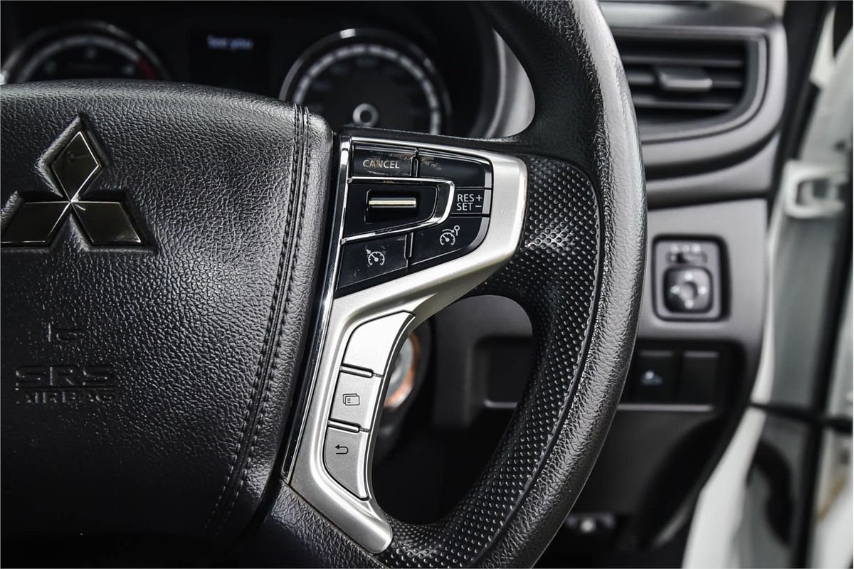 2019 Mitsubishi Triton GLX ADAS MR 4X4