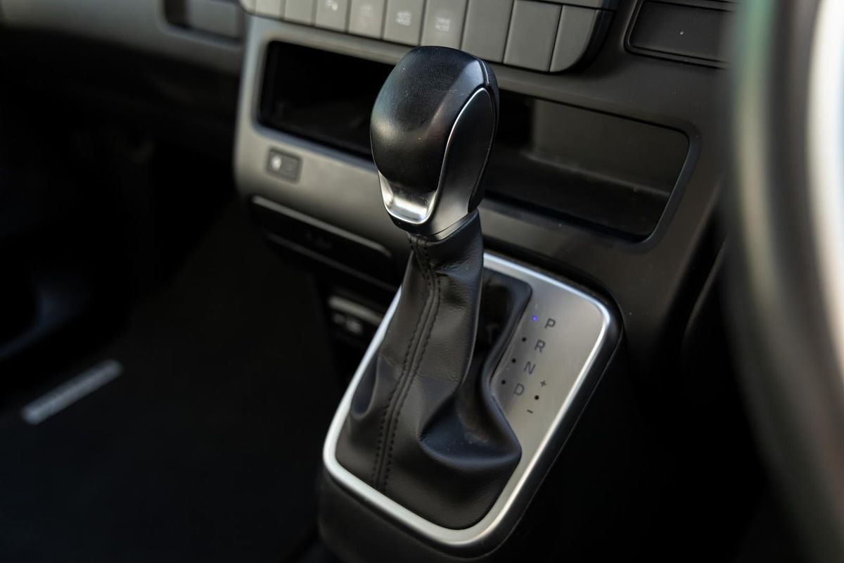 2022 Hyundai STARIA US4.V1