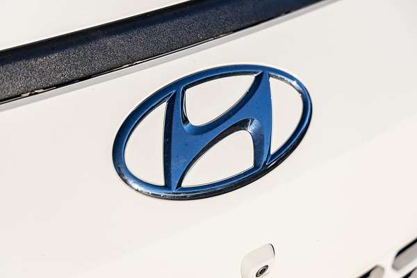2022 Hyundai STARIA US4.V1