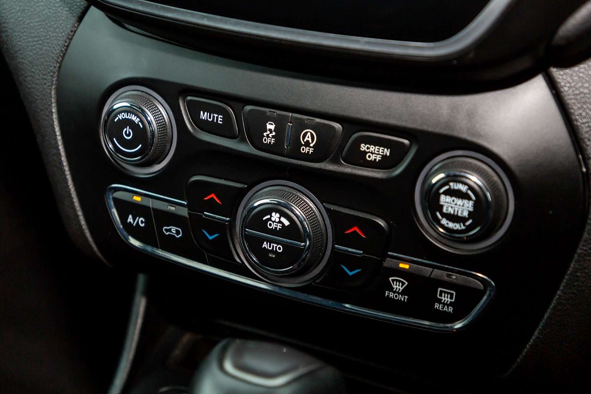 2019 Jeep Cherokee Limited KL