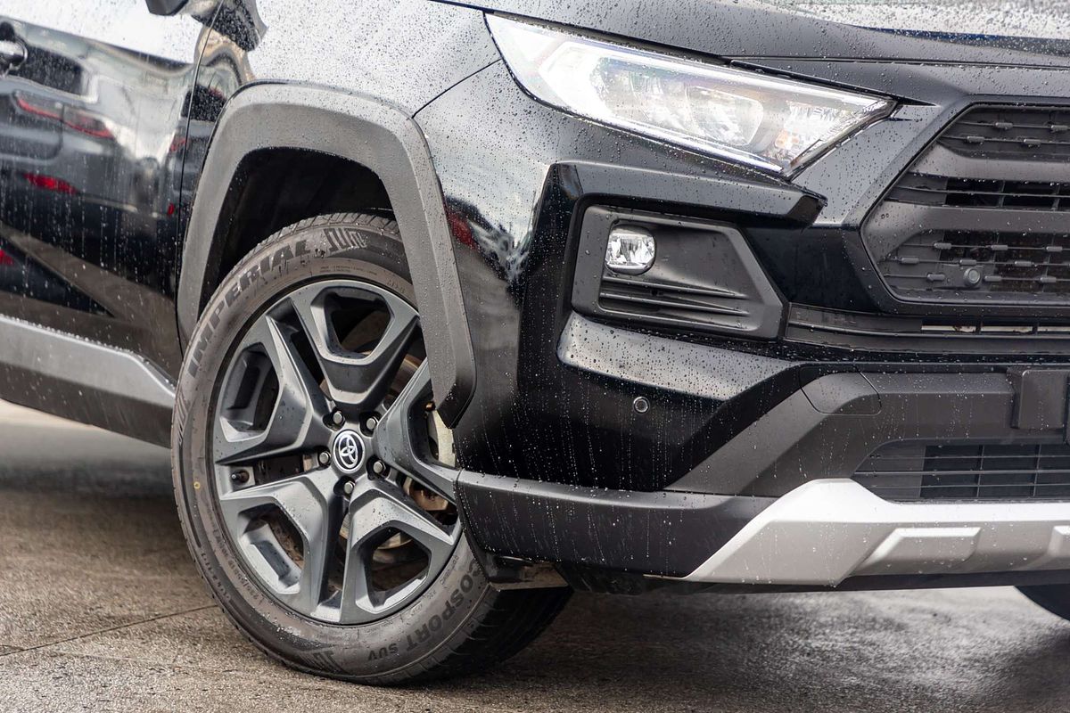 2022 Toyota RAV4 Edge AXAA54R