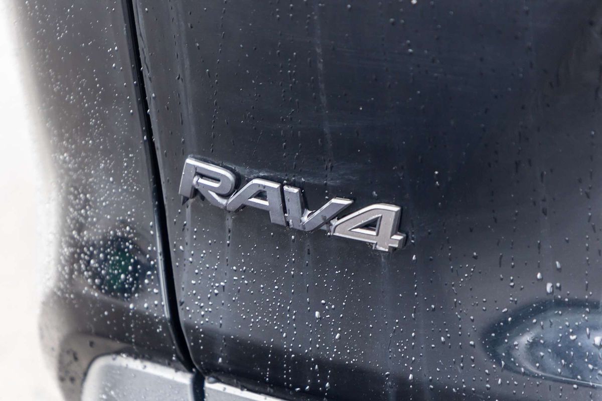 2022 Toyota RAV4 Edge AXAA54R