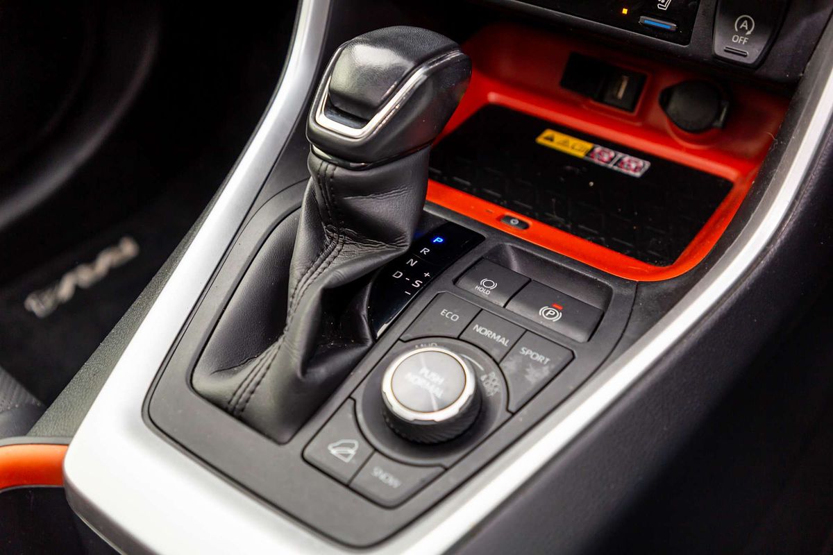 2022 Toyota RAV4 Edge AXAA54R