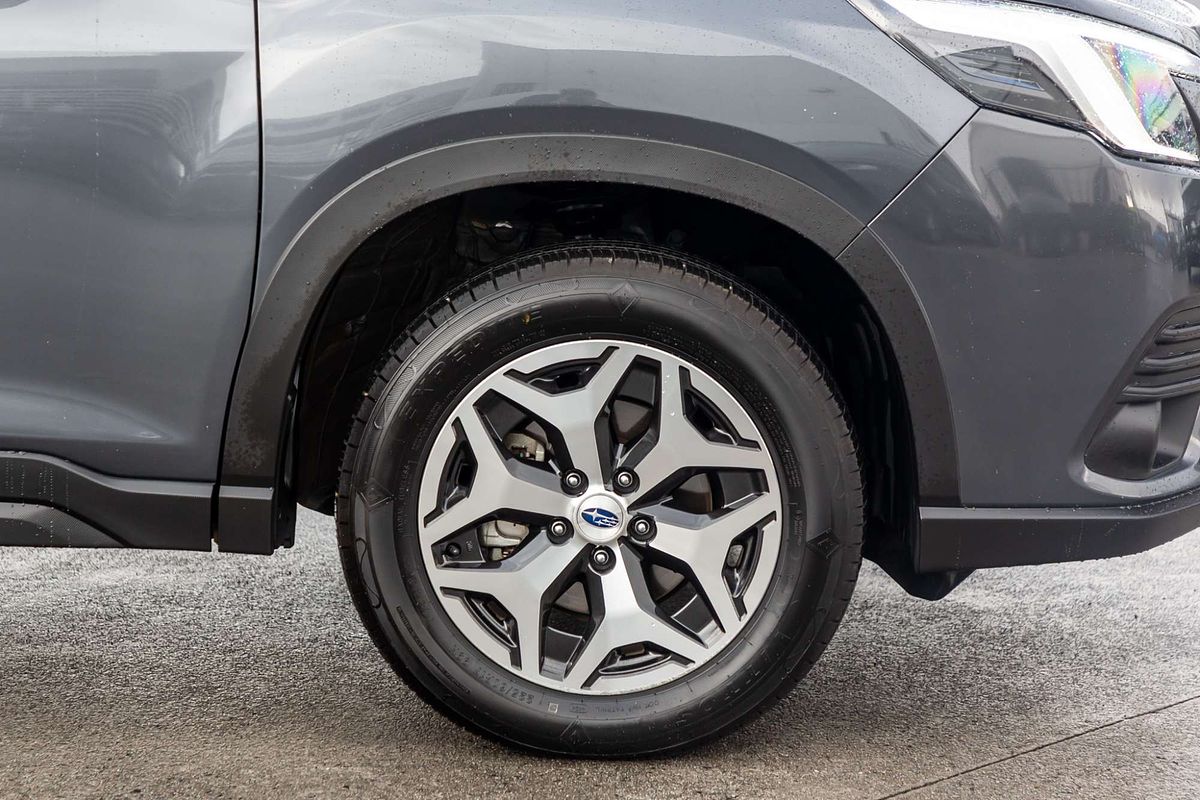 2023 Subaru Forester 2.5i 50 Years Edition S5