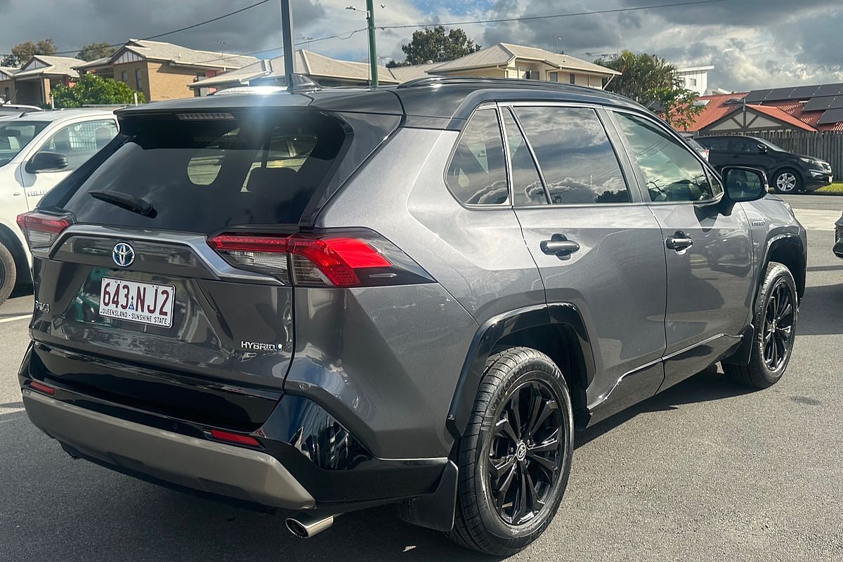 2022 Toyota RAV4 XSE AXAH52R