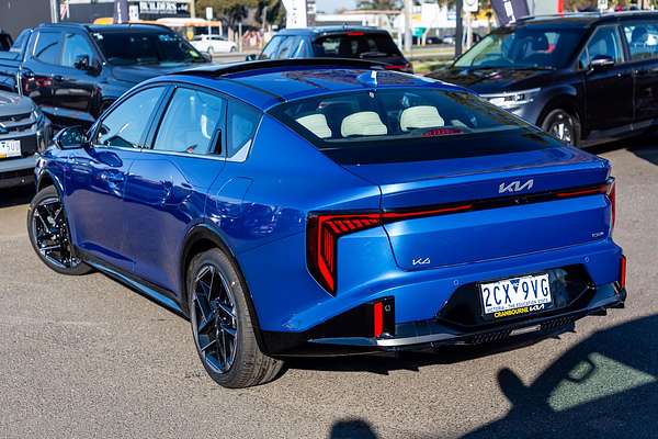 2025 Kia K4 GT-Line CL4m