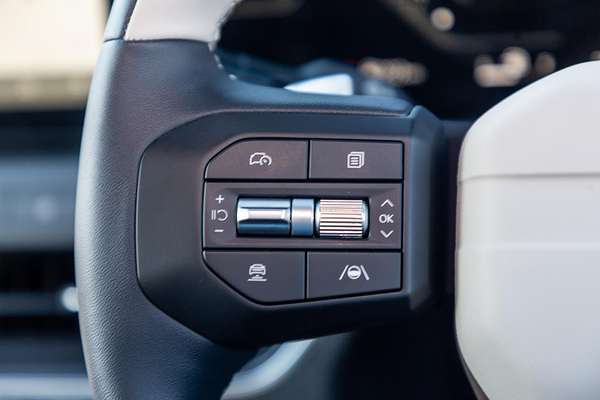 2025 Kia K4 GT-Line CL4m