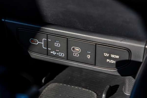 2025 Kia K4 GT-Line CL4m