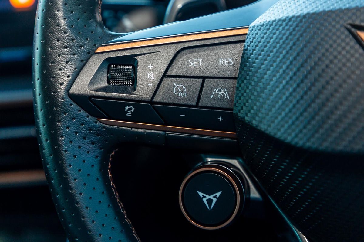 2023 CUPRA Formentor VZx KM