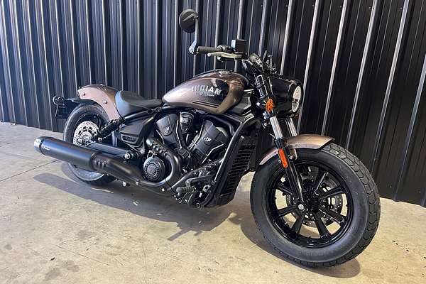 2025 Indian Scout Bobber Limited + Tech Scout
