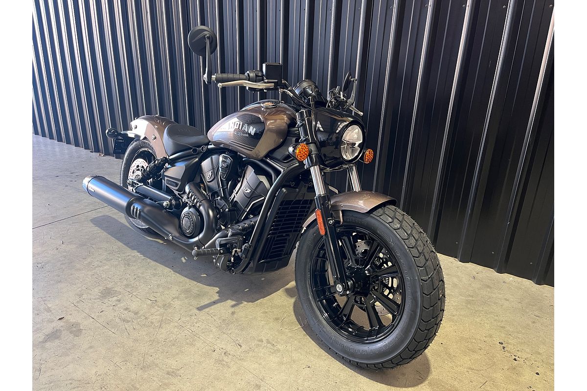 2025 Indian Scout Bobber Limited + Tech Scout