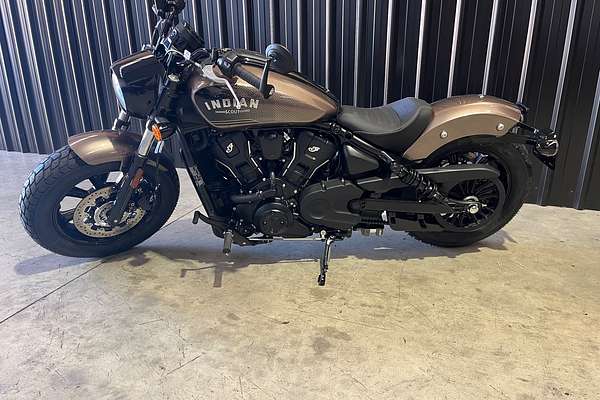 2025 Indian Scout Bobber Limited + Tech Scout