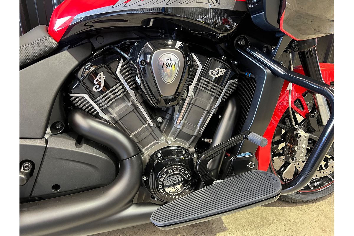 2025 Indian CHALLENGER DARKHORSE