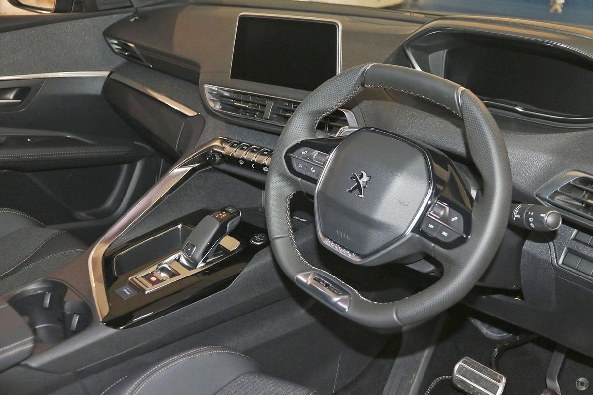 2018 Peugeot 3008 GT Line P84