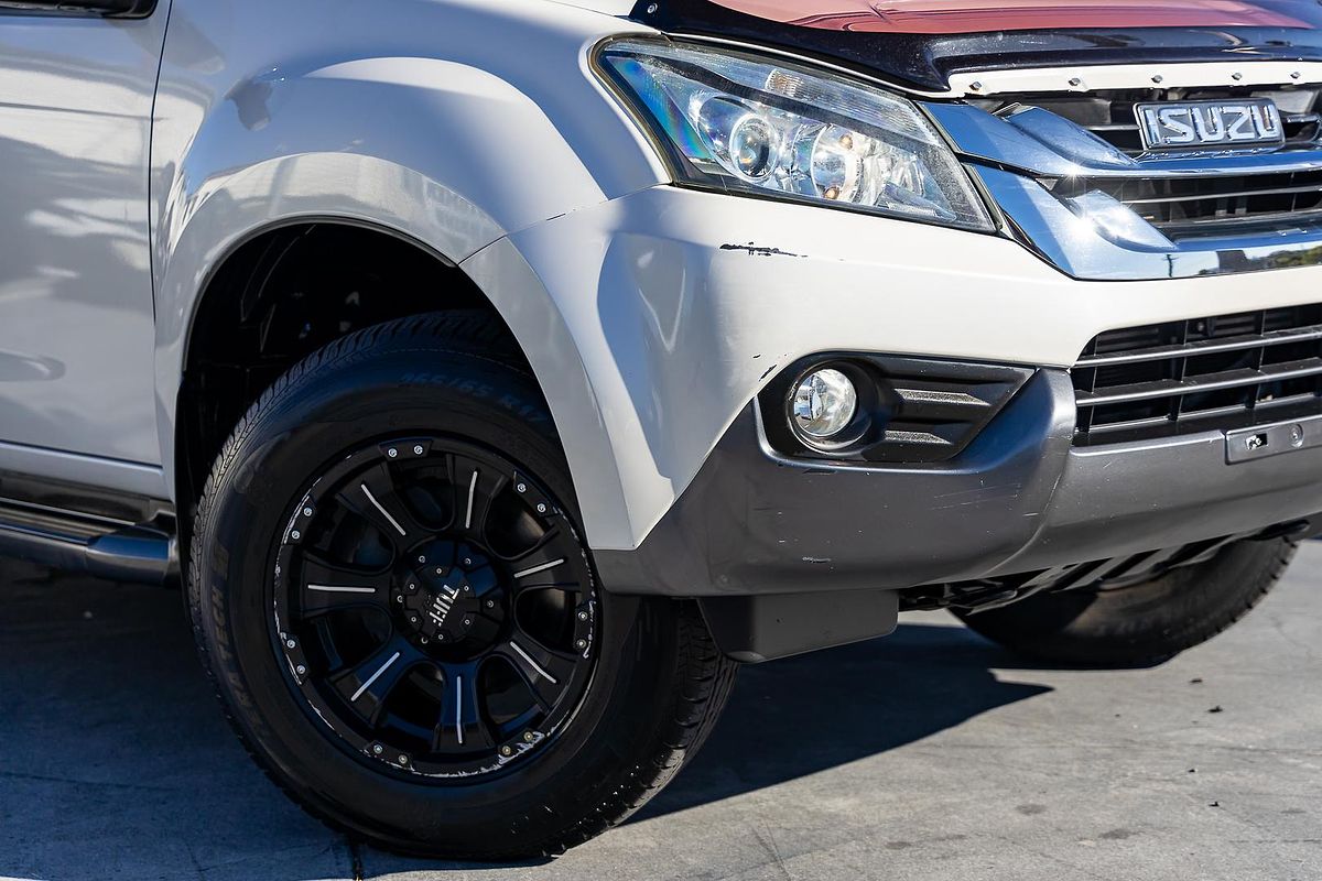 2016 Isuzu MU-X LS-T