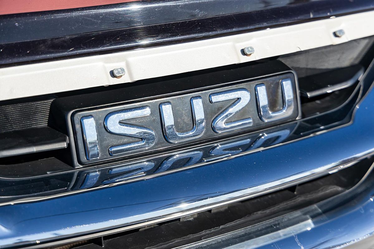 2016 Isuzu MU-X LS-T