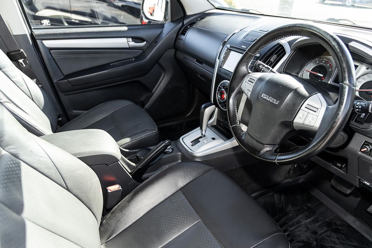 2016 Isuzu MU-X LS-T
