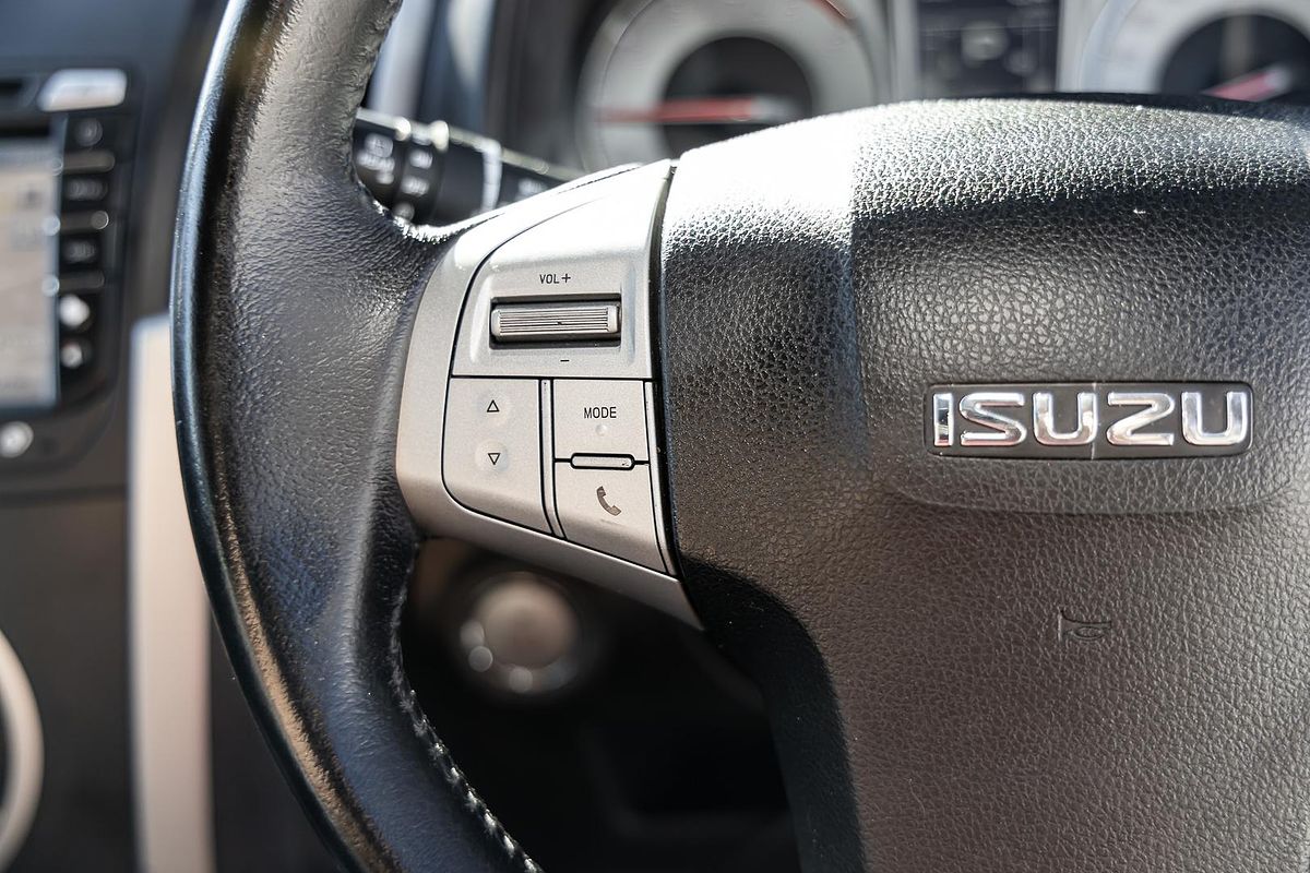 2016 Isuzu MU-X LS-T