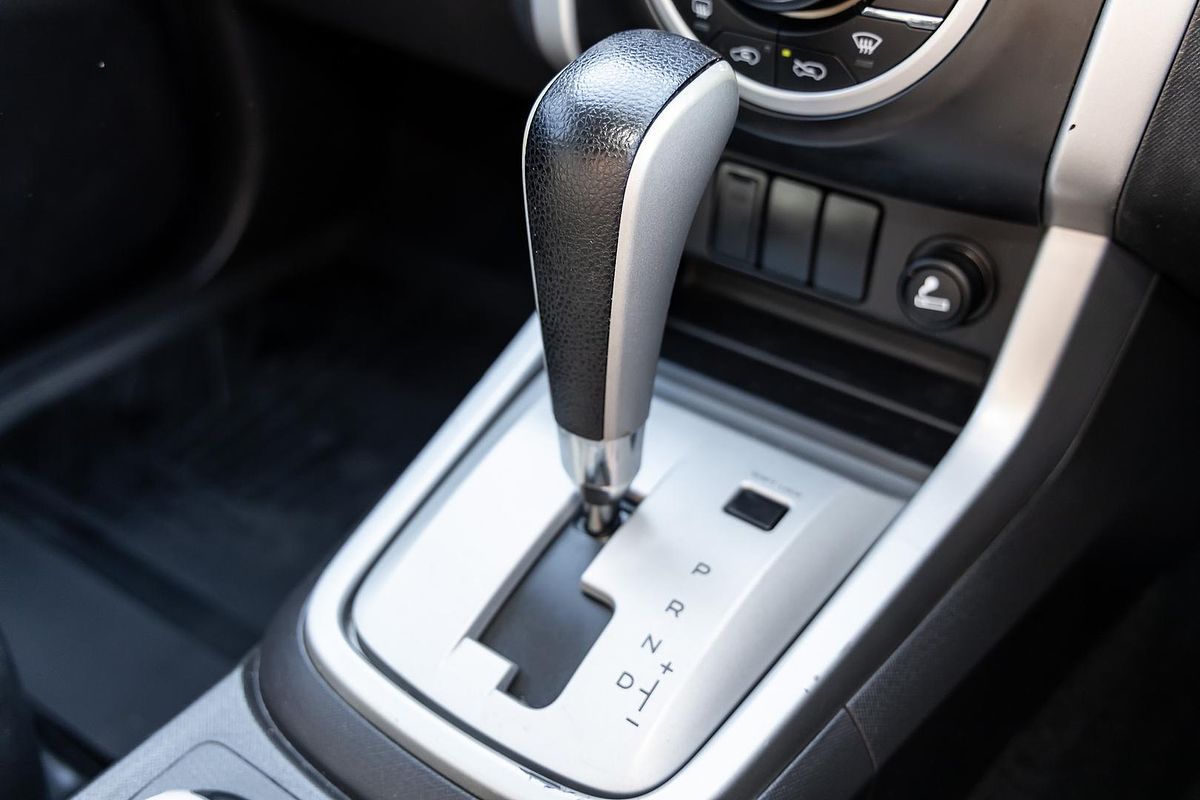 2016 Isuzu MU-X LS-T