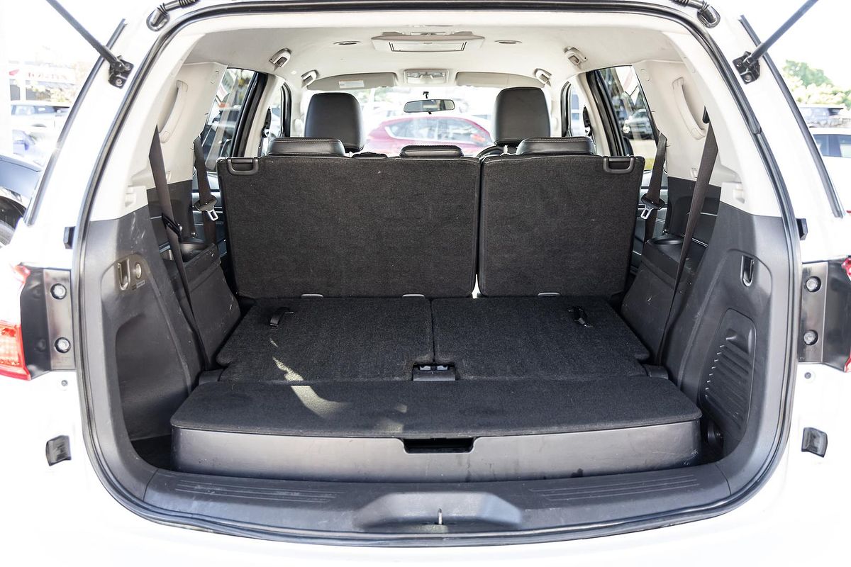 2016 Isuzu MU-X LS-T