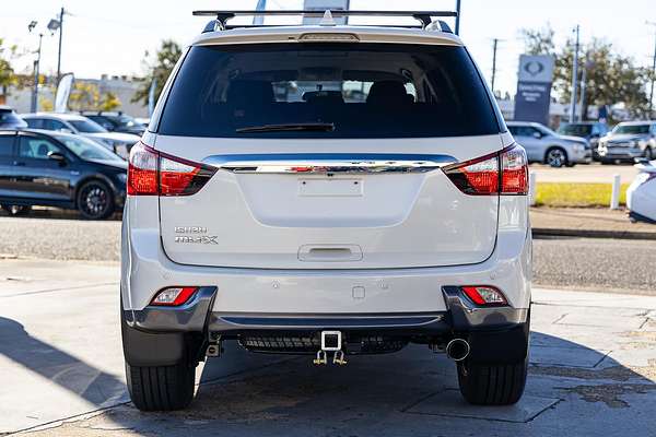 2016 Isuzu MU-X LS-T