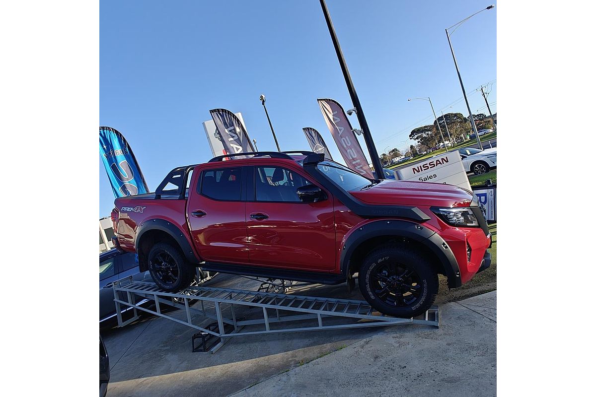 2024 Nissan Navara PRO-4X D23 4X4