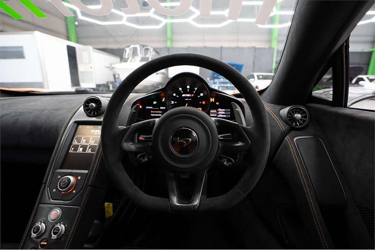 2015 McLaren 675LT