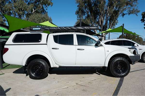 2015 Mitsubishi Triton GLX MN 4X4