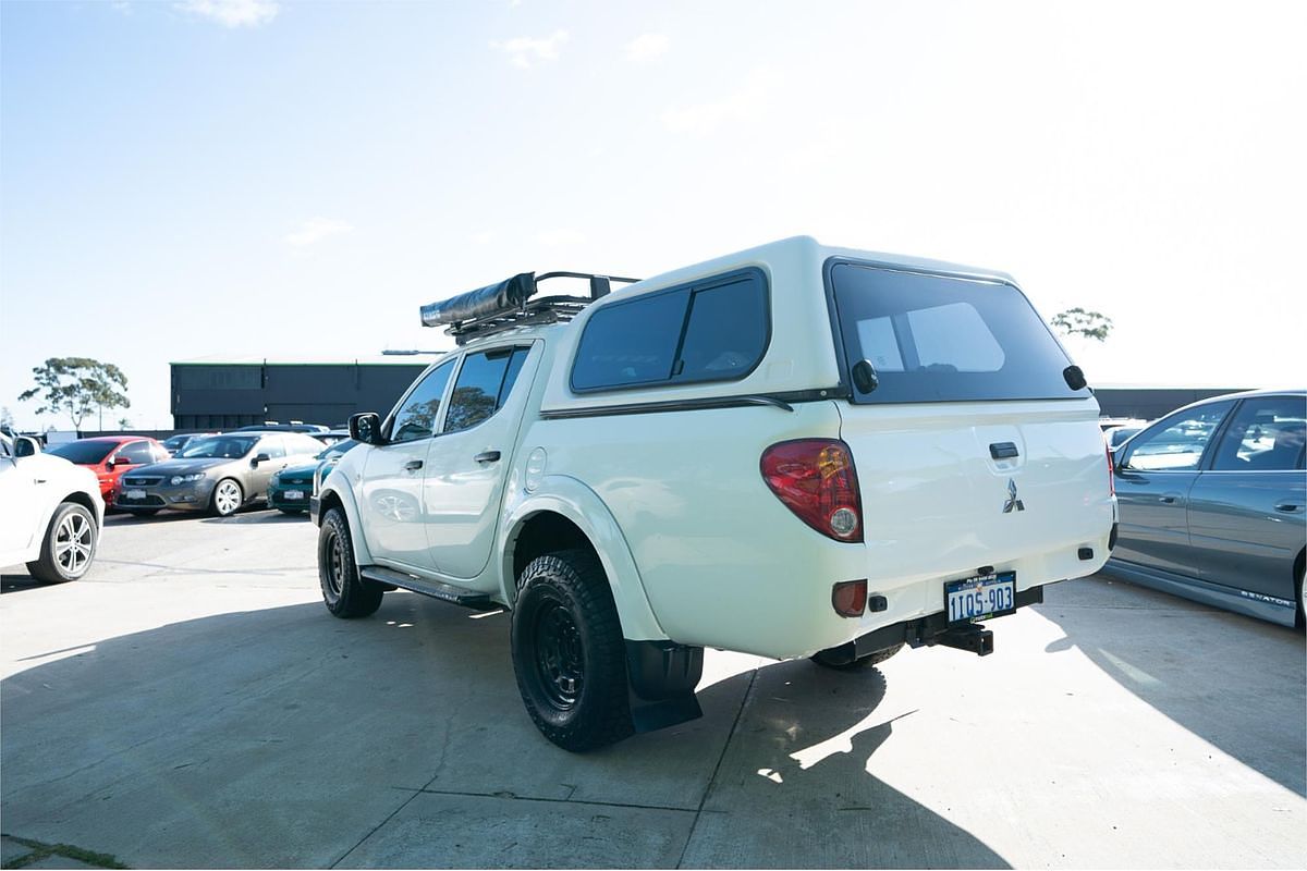 2015 Mitsubishi Triton GLX MN 4X4