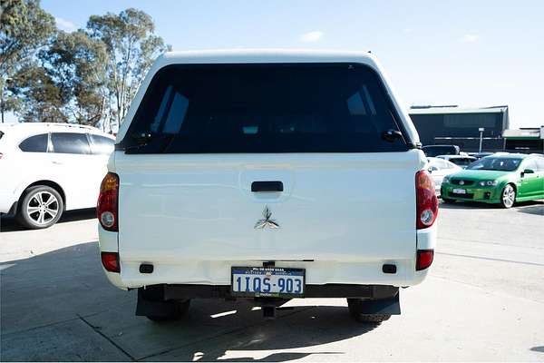 2015 Mitsubishi Triton GLX MN 4X4