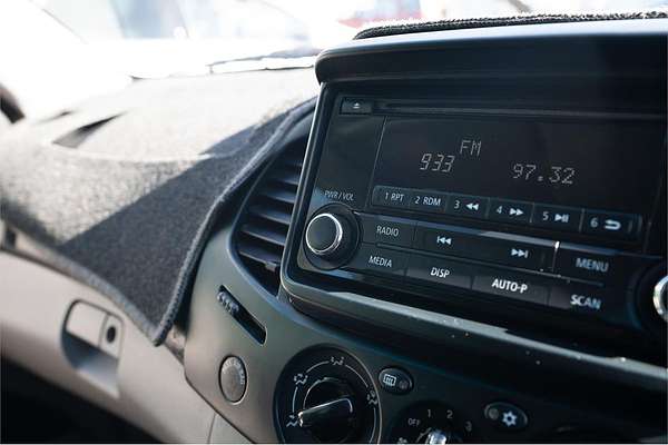 2015 Mitsubishi Triton GLX MN 4X4