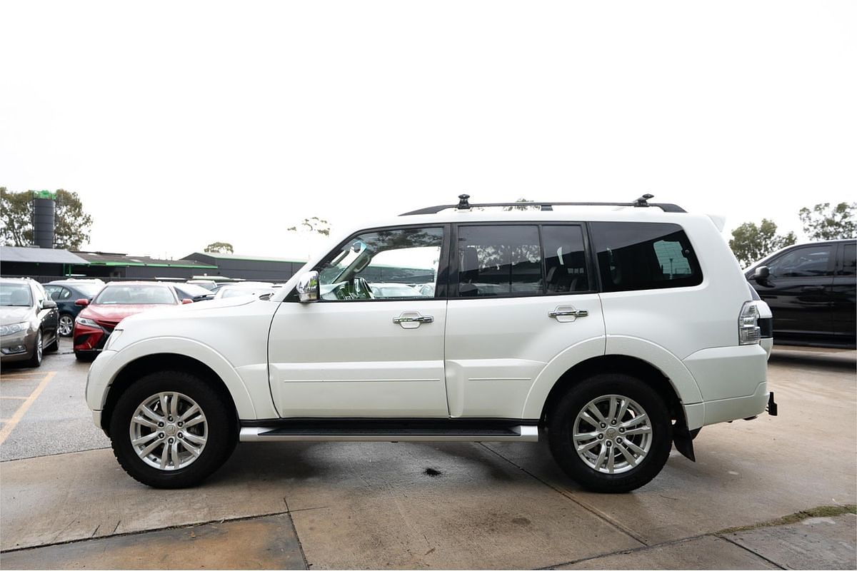2015 Mitsubishi Pajero GLS NX
