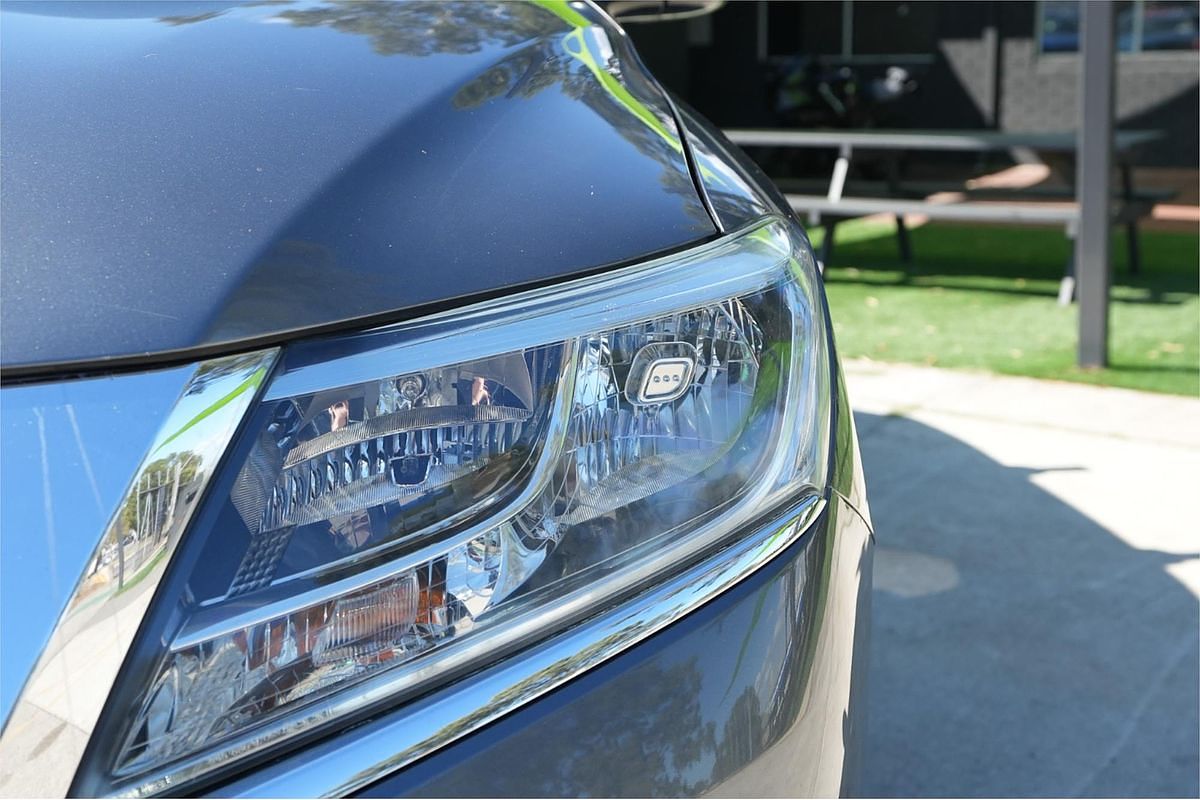 2015 Nissan Pathfinder ST R52