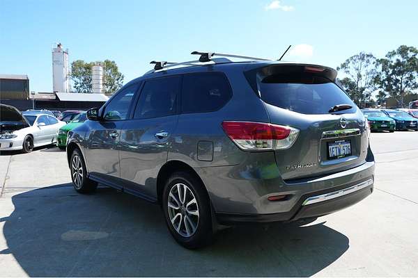 2015 Nissan Pathfinder ST R52