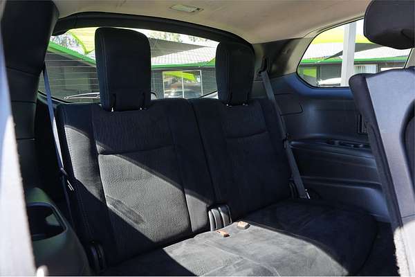 2015 Nissan Pathfinder ST R52