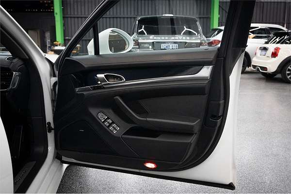 2013 Porsche Panamera 970