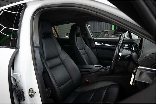 2013 Porsche Panamera 970