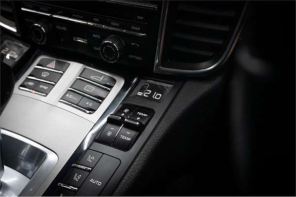 2013 Porsche Panamera 970