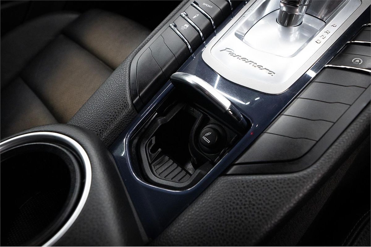 2013 Porsche Panamera 970