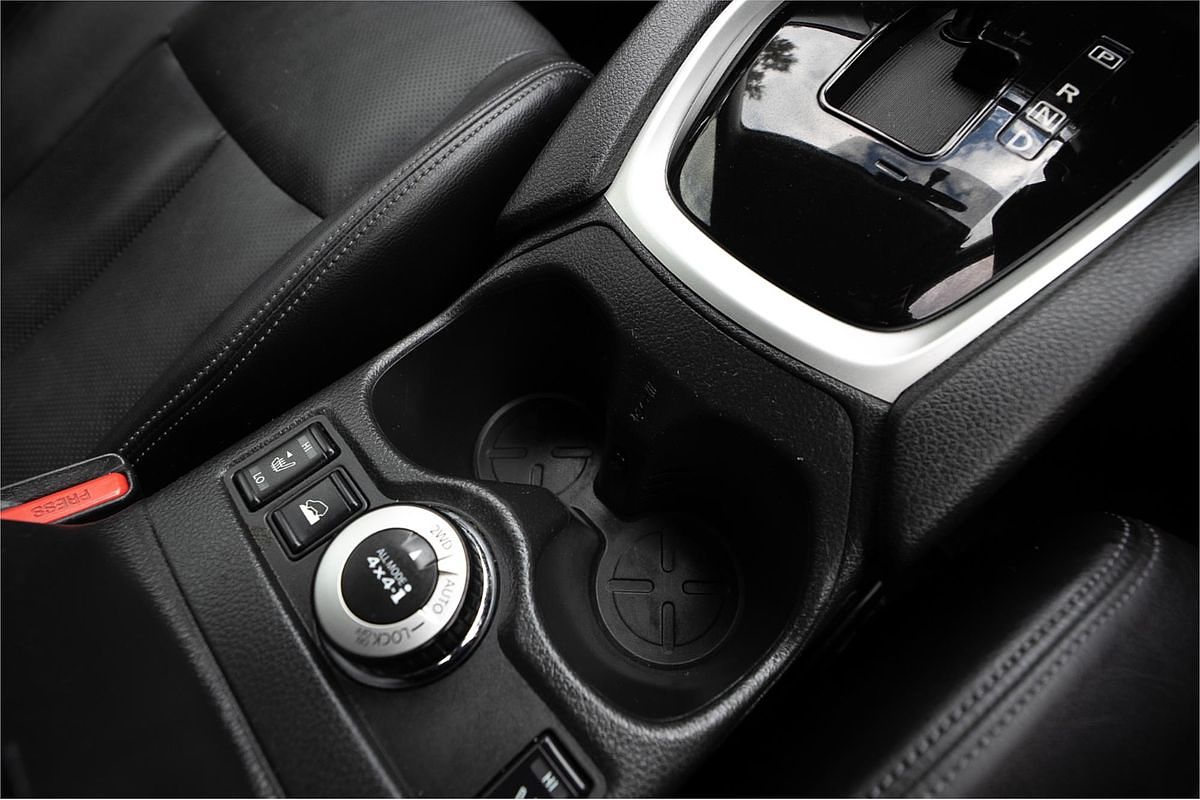 2016 Nissan X-TRAIL ST-L T32