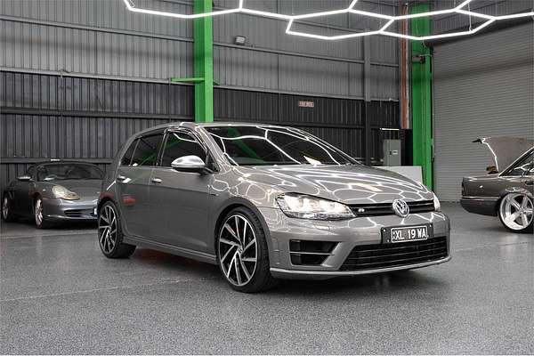 2015 Volkswagen Golf R 7