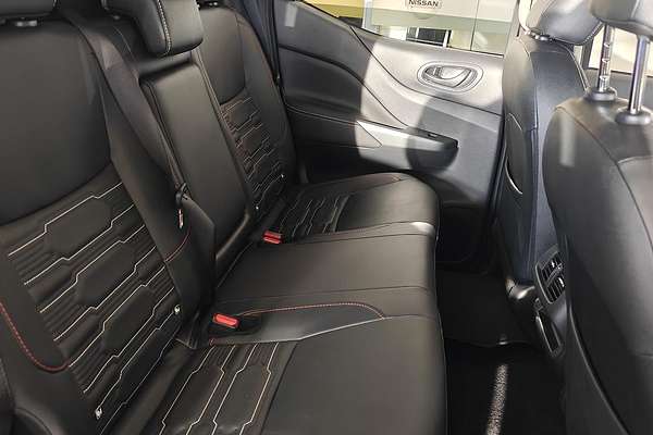 2024 Nissan Navara PRO-4X D23 4X4
