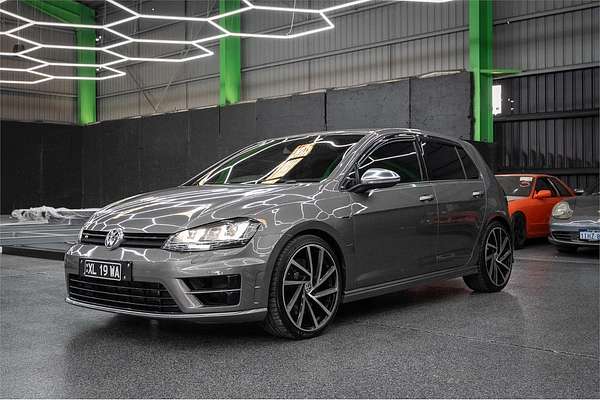 2015 Volkswagen Golf R 7