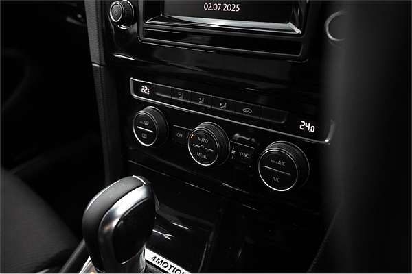 2015 Volkswagen Golf R 7