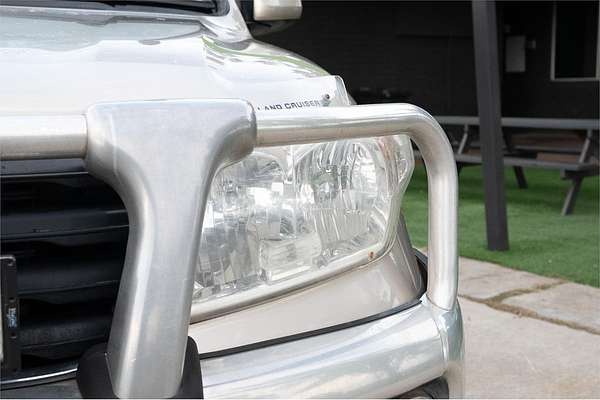 2007 Toyota Landcruiser GXL UZJ200R