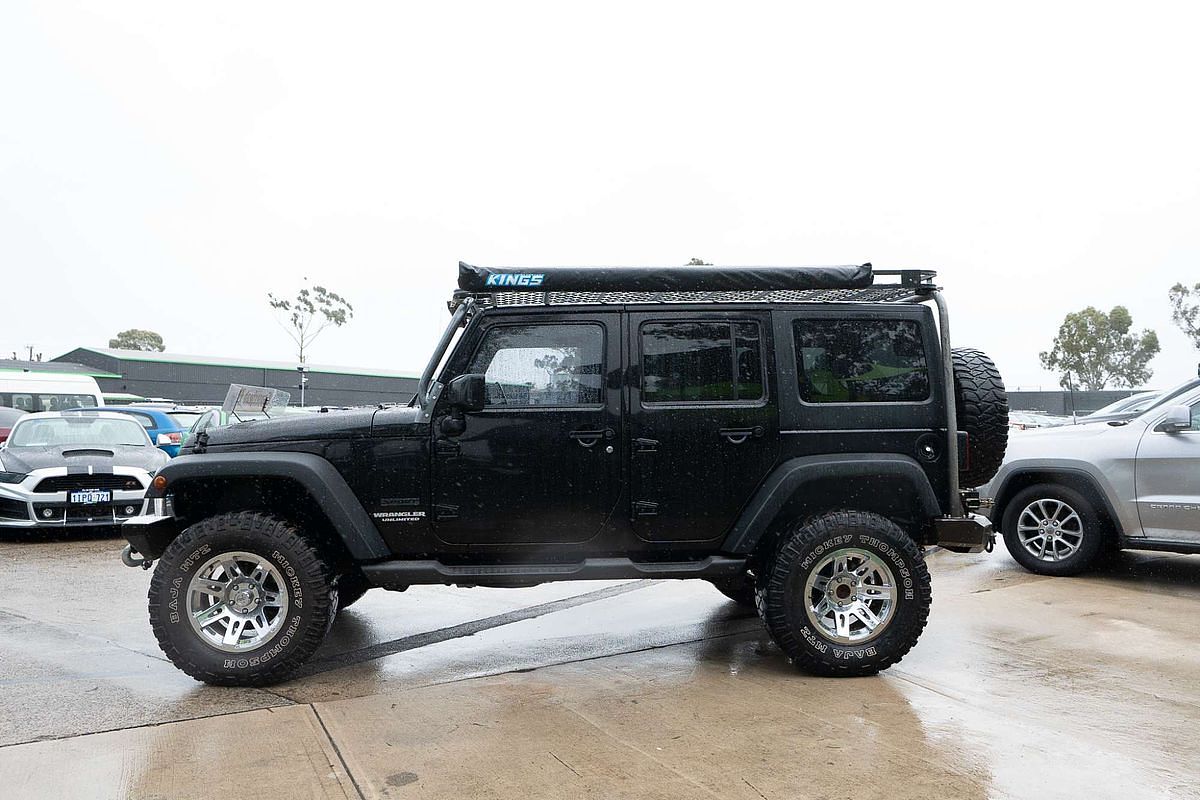 2011 Jeep Wrangler Unlimited Sport JK